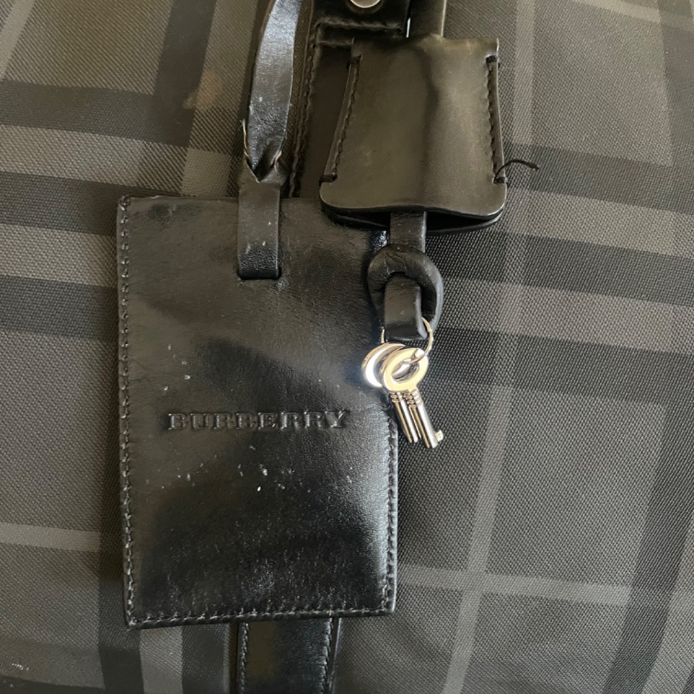 Burberry duffle bag - Picture 3 of 6